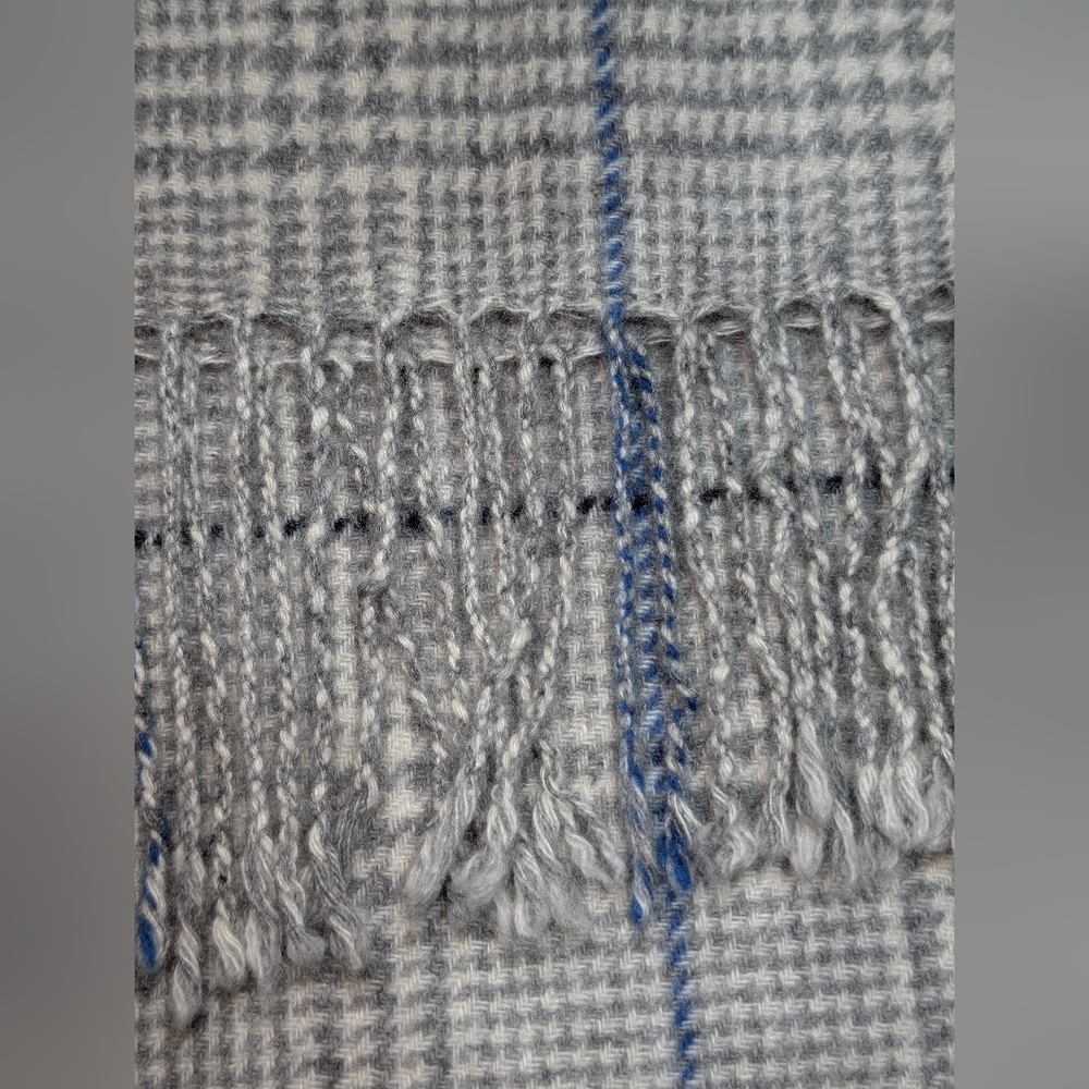 Enzo Mantovani Gray Blue Unisex 100% Cashmere Plaid Scarf Neutral Winter Fall - Picture 6 of 6